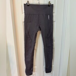 Gymshark Seamless Mauve Leggings – Size M